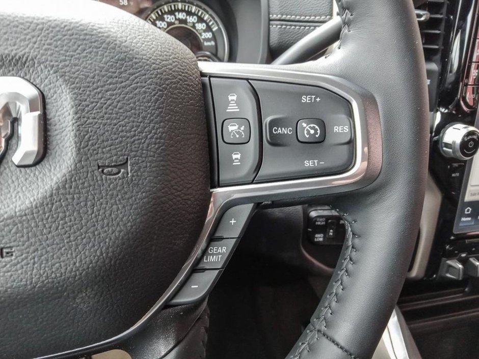 2024 Ram 3500 LARAMIE, 6.7L CUMMINS TURBO DIESEL I-6, 12 UCONNECT 5 W/ NAV, HTD/VEN FRONT SEATS, SUNROOF, 17SPKR HARMAN/KARDON PREMIUM SOUND-14