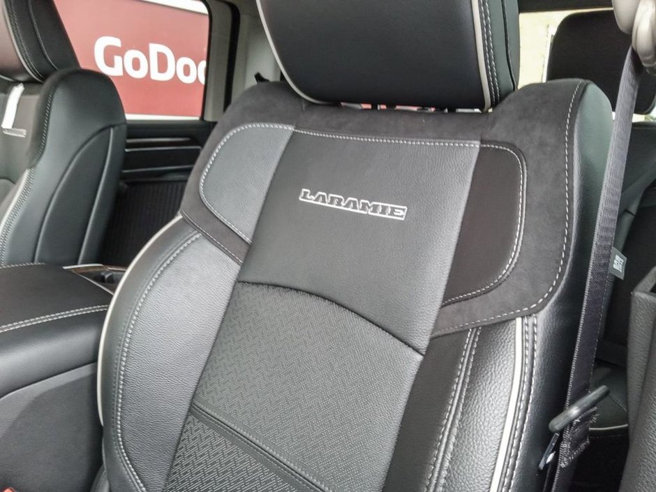 2024 Ram 3500 LARAMIE, 6.7L CUMMINS TURBO DIESEL I-6, 12 UCONNECT 5 W/ NAV, HTD/VEN FRONT SEATS, SUNROOF, 17SPKR HARMAN/KARDON PREMIUM SOUND-18