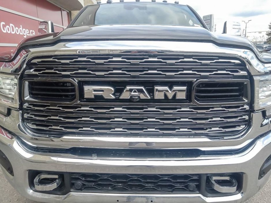2024 Ram 3500 LIMITED, 6.7L CUMMINS TURBO DIESEL I6, 12 UCONNECT 5 W/NAV, 360 CAMERA, ADAPTIVE CRUISE, REAR AUTO-LEVELLING AIR SUSPENSION-8