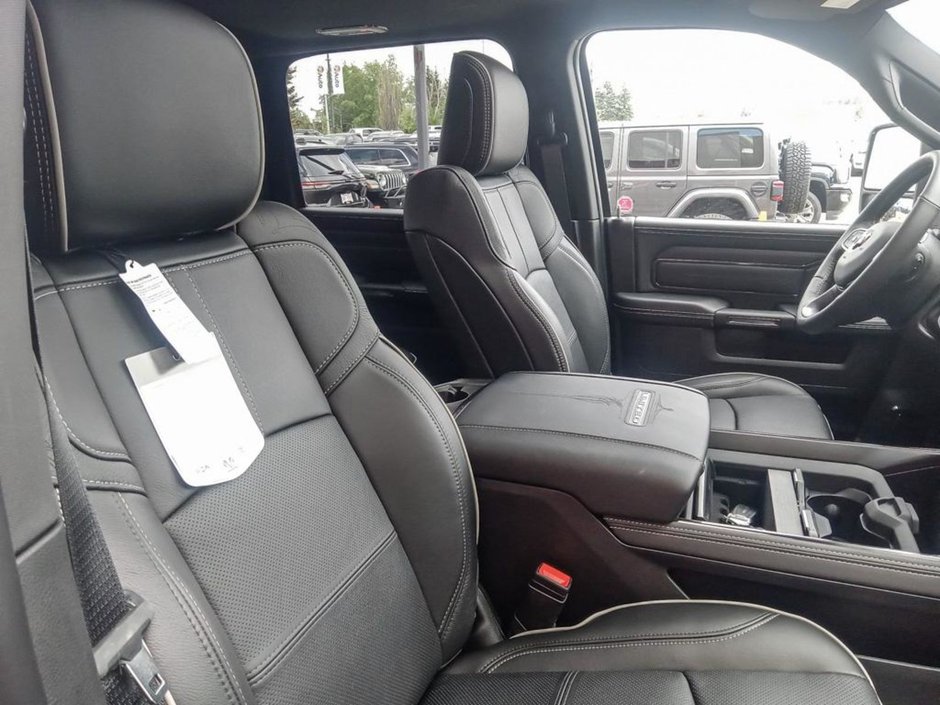 2024 Ram 3500 LIMITED, 6.7L CUMMINS TURBO DIESEL I6, 12 UCONNECT 5 W/NAV, 360 CAMERA, ADAPTIVE CRUISE, REAR AUTO-LEVELLING AIR SUSPENSION-21