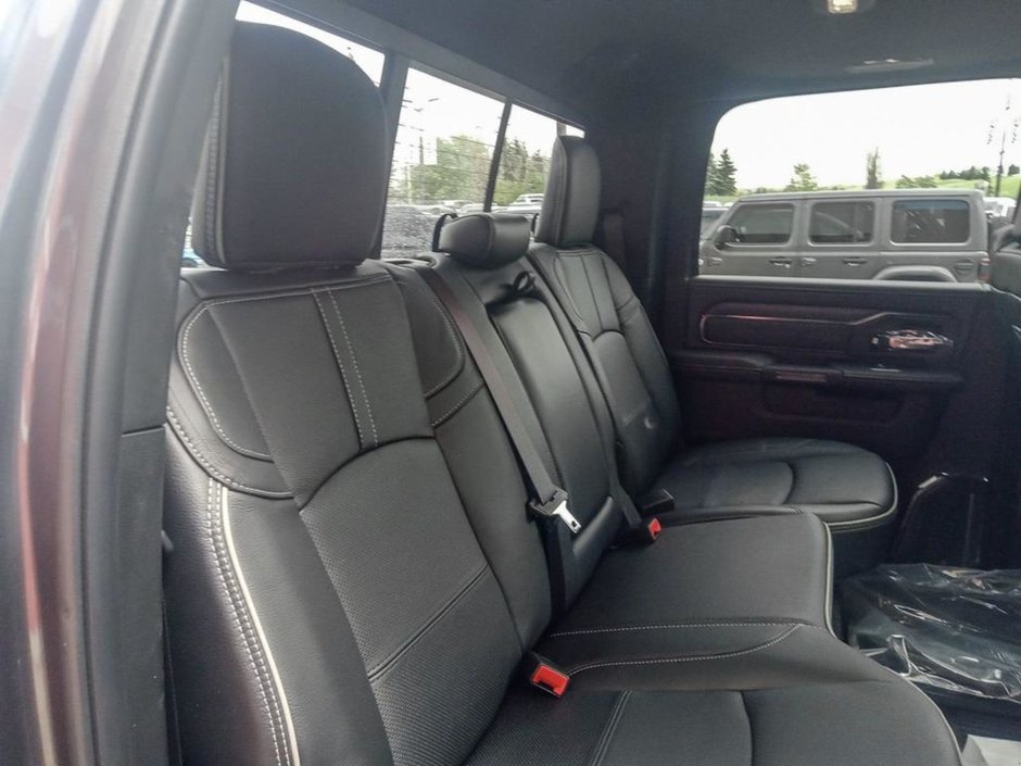 2024 Ram 3500 LIMITED, 6.7L CUMMINS TURBO DIESEL I6, 12 UCONNECT 5 W/NAV, 360 CAMERA, ADAPTIVE CRUISE, REAR AUTO-LEVELLING AIR SUSPENSION-22