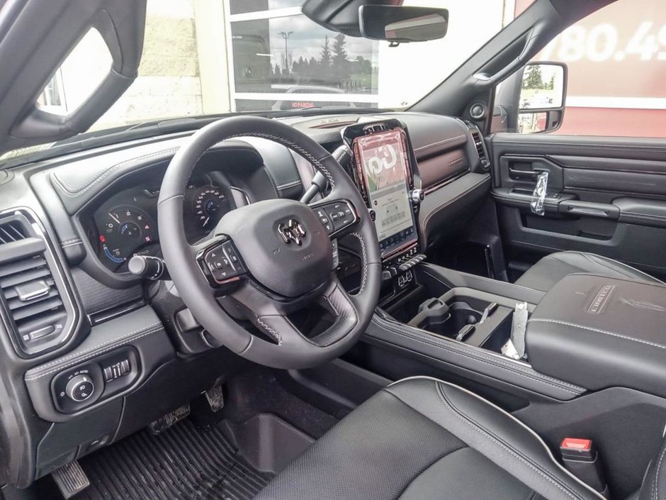 2024 Ram 3500 LIMITED, 6.7L CUMMINS TURBO DIESEL I6, 12 UCONNECT 5 W/NAV, 360 CAMERA, ADAPTIVE CRUISE, REAR AUTO-LEVELLING AIR SUSPENSION-12