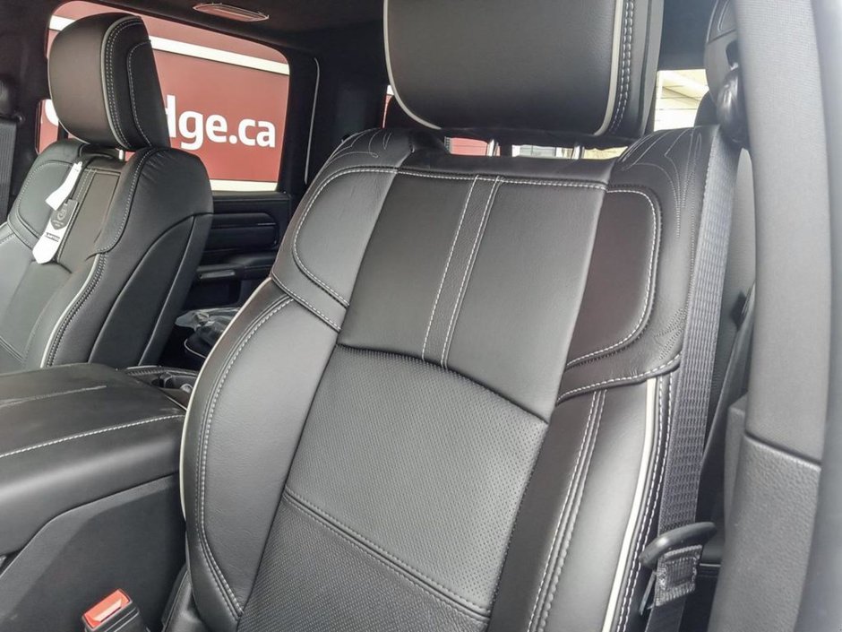 2024 Ram 3500 LIMITED NIGHT EDITION IN BRIGHT WHITE EQUIPPED WITH A 6.7L CUMMINS TURBO DIESEL I6 , 4X4 , 6SPD AUTO , SUNROOF , LIMITED LVL 1 ,-19