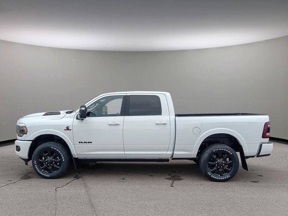 2024 Ram 3500 LIMITED NIGHT EDITION IN BRIGHT WHITE EQUIPPED WITH A 6.7L CUMMINS TURBO DIESEL I6 , 4X4 , 6SPD AUTO , SUNROOF , LIMITED LVL 1 ,-2