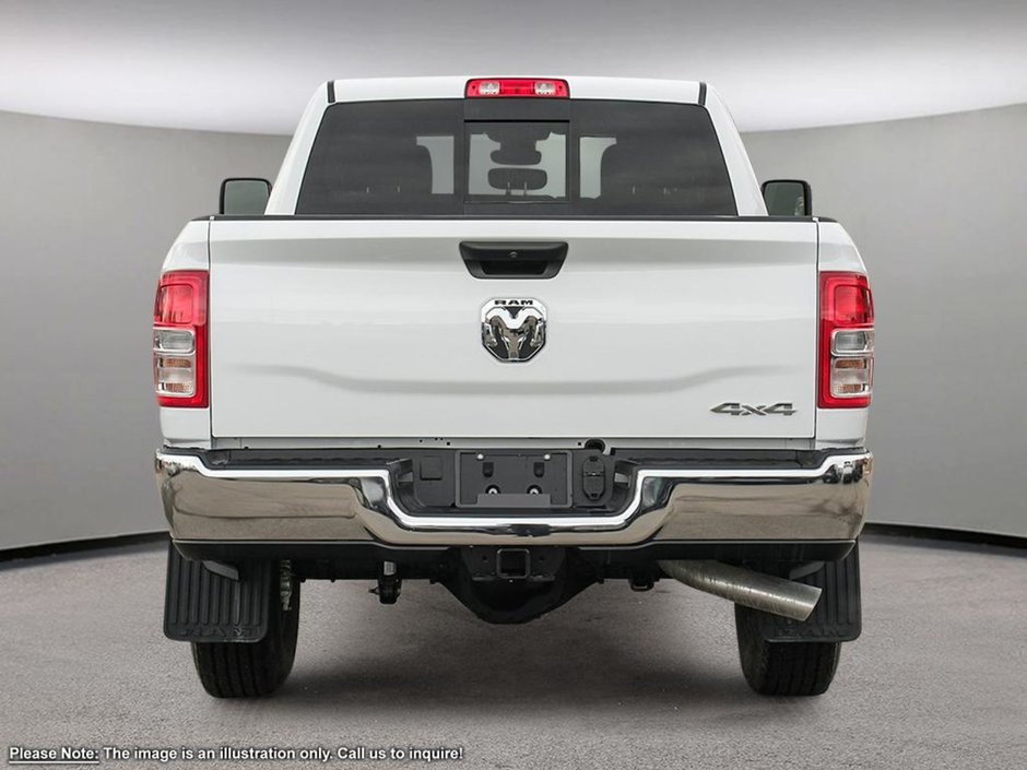 2024 Ram 3500 TRADESMAN IN BRIGHT WHITE EQUIPPED WITH A 6.7L CUMMINS TURBO DIESEL I6 , 4X4 , 6SPD AUTO , DUALLY , TRAILER BRAKE CONTROL , 8.4I-4