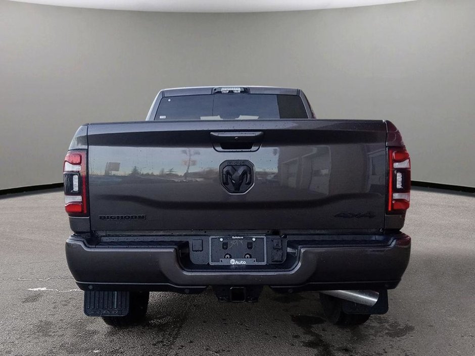 2024 Ram 3500 BIG HORN IN GRANITE METALLIC EQUIPPED WITH A 6.7L CUMMINS TURBO DIESEL , 4X4 , 6SPD AUTO , REAR AUTO LVL AIR SUSPENSION , ALPINE-4