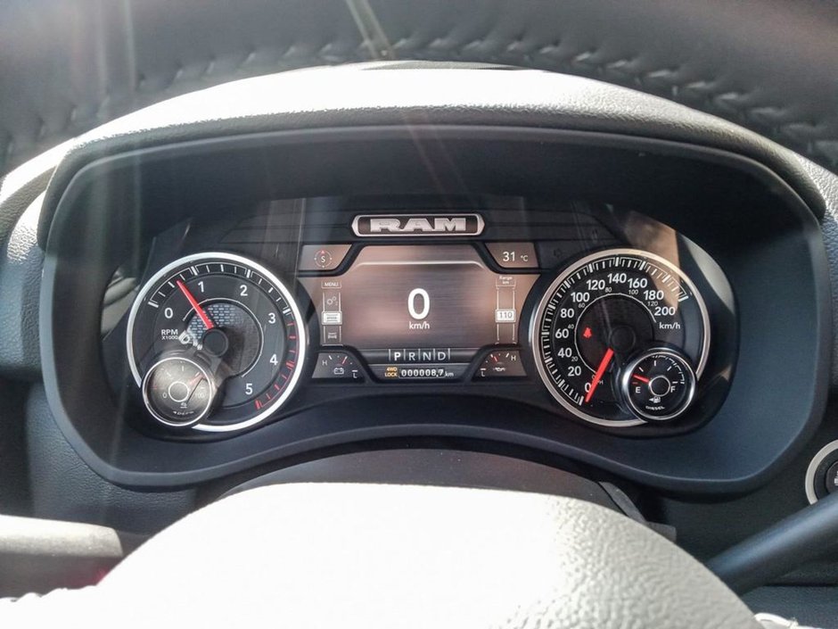 2024 Ram 5500 Chassis SLT IN BRIGHT WHITE EQUIPPED WITH A 6.7L CUMMINS TURBO DIESEL I6 , 4X4 , 6SPD AISIN HD AUTO , BACKUP ALARM , 8.4INCH TOUCHSCREEN-13