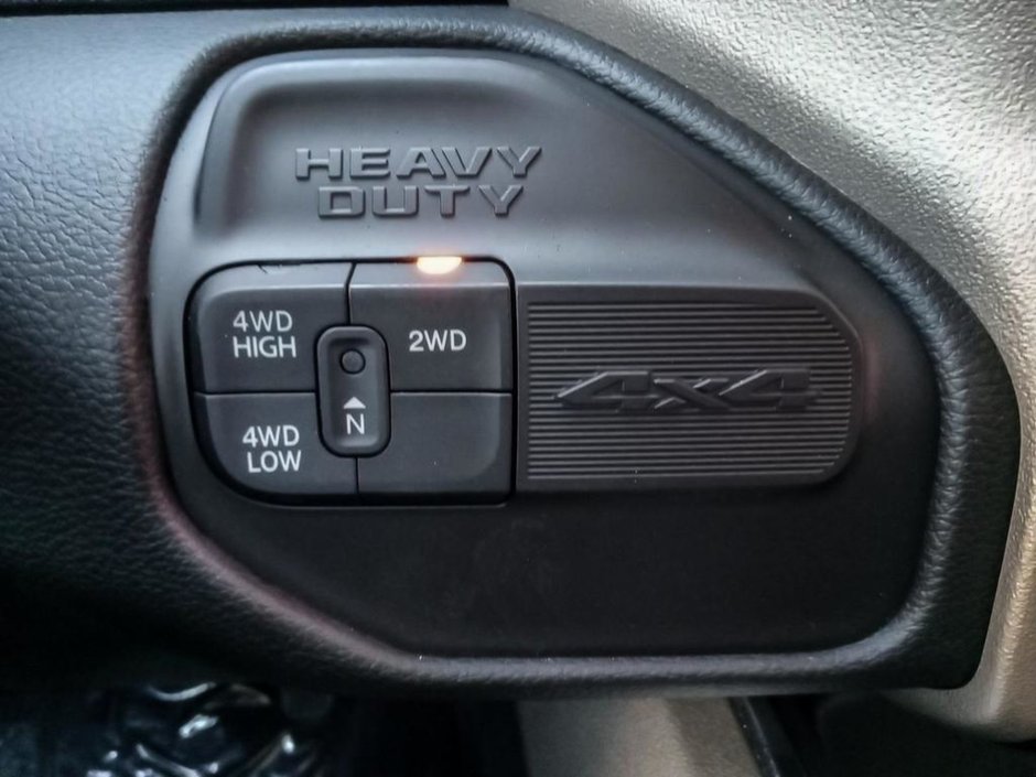 2024 Ram 5500 Chassis LARAMIE IN BRIGHT WHITE EQUIPPED WITH A 6.7L CUMMINS TURBO DIESEL I6 , 4X4 , 6SPD AISIN HD AUTO , LEATHER HEATED/VENTED SEATS ,-20