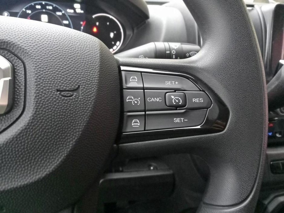 2025 Ram ProMaster Cargo Van SLT HIGH ROOF IN BRIGHT WHITE EQUIPPED WITH A 3.6L V6 , FWD , 9SPD AUTO , REAR HINGED DOORS W/FIXED GLASS , ADV CRUISE , REMOTE-17