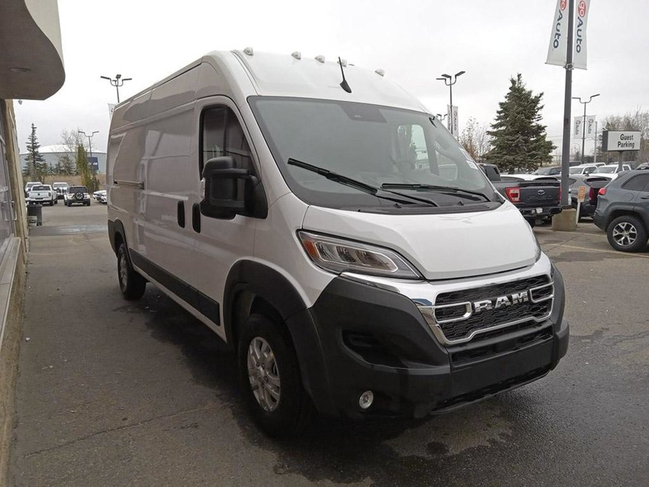 2025 Ram ProMaster Cargo Van SLT HIGH ROOF IN BRIGHT WHITE EQUIPPED WITH A 3.6L V6 , FWD , 9SPD AUTO , BACKUP CAM , FCW , APPLE CARPLAY/ANDROID AUTO , BLUETO-5