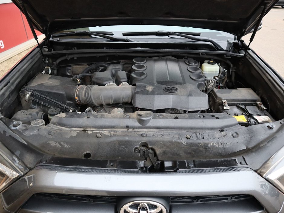 2019 Toyota 4Runner LIMITED - 4.0L, 4WD, LEATHER, NAV, SUNROOF, REMOTE START,-25