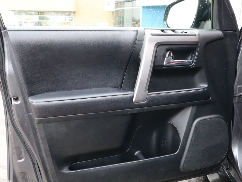 2019 Toyota 4Runner LIMITED - 4.0L, 4WD, LEATHER, NAV, SUNROOF, REMOTE START,-14