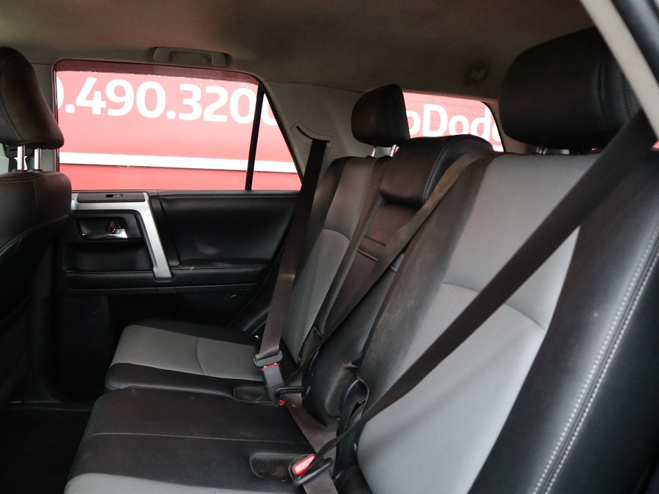 2019 Toyota 4Runner LIMITED - 4.0L, 4WD, LEATHER, NAV, SUNROOF, REMOTE START,-17