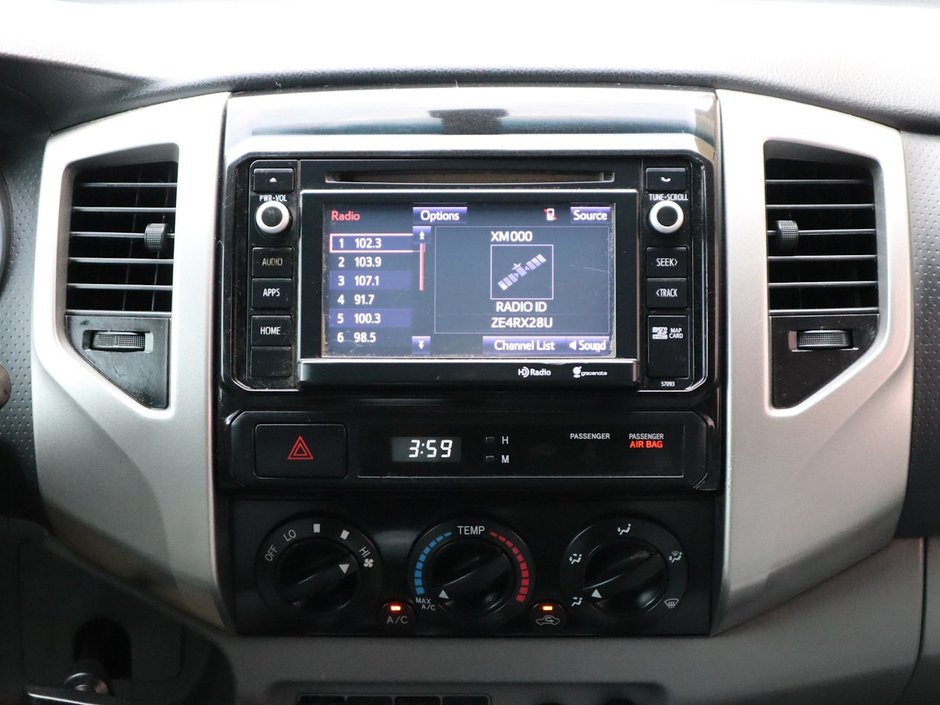 2014 Toyota Tacoma X RUNNER - MANUAL, BLACK, MANUAL, 4.0L V6, SUPER LOW KMS, RARE!-17