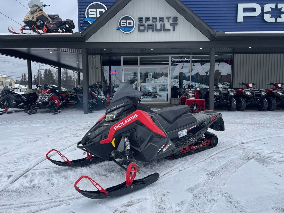 Polaris 850 INDY VR1 137  2021