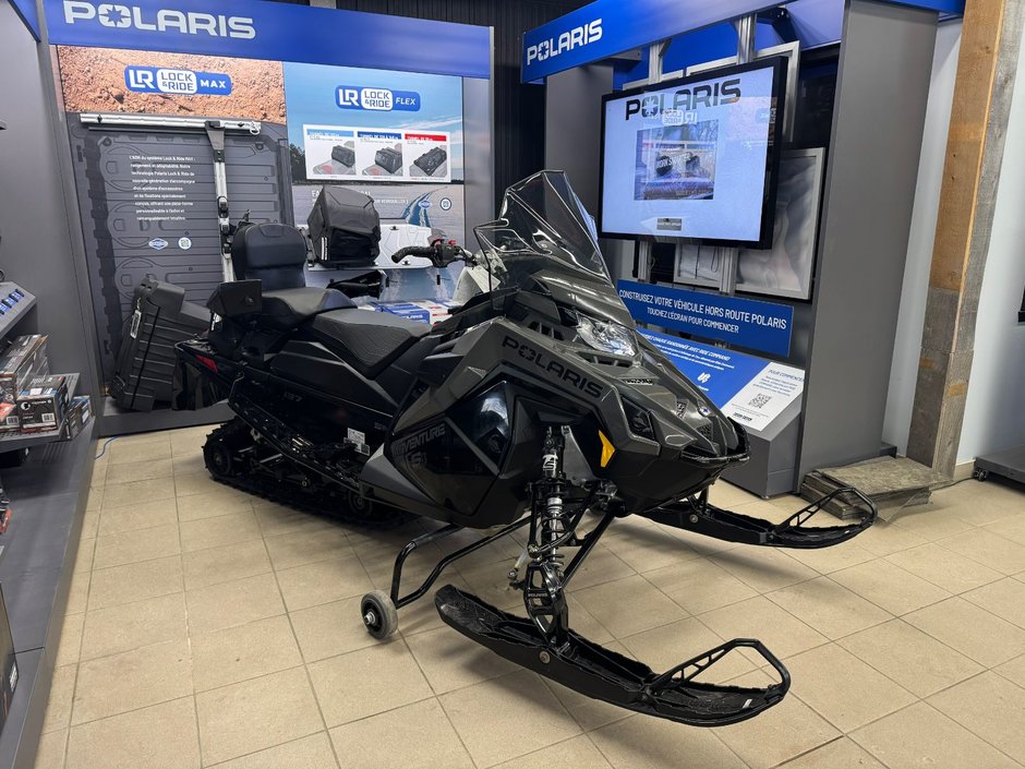 2025 Polaris Adventure prostar S4