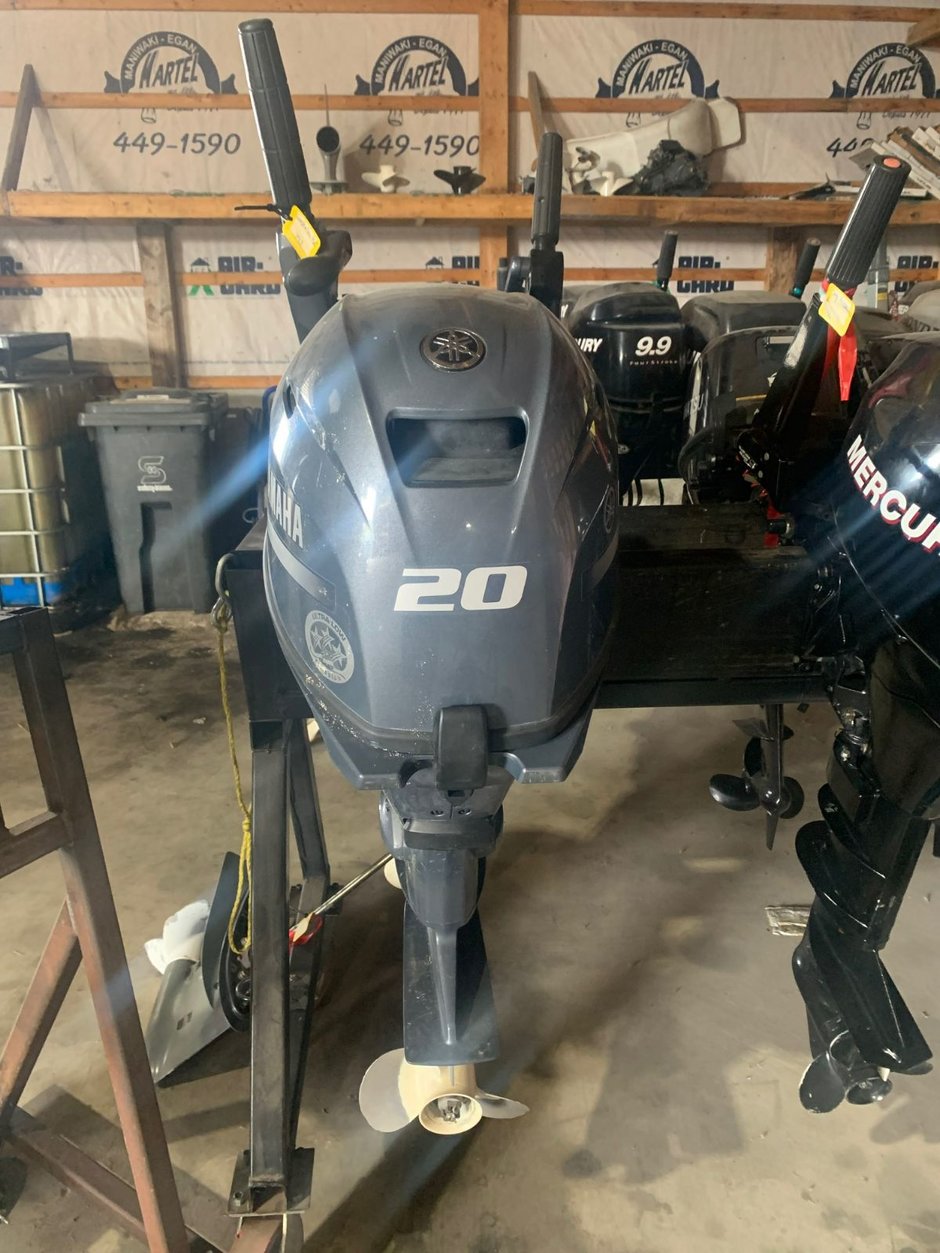 Yamaha F20SMHB  2021