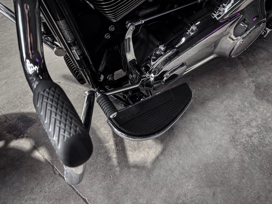 2022 Harley-Davidson FLFBS Fat Boy 114-27