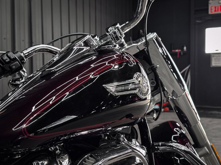 2022 Harley-Davidson FLFBS Fat Boy 114-24