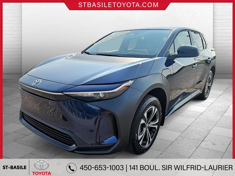 Toyota BZ4X LE FWD SIÈGES/VOLANT CHAUFFANT COFFRE AUTO 2023 à Saint-Basile-Le-Grand, Québec