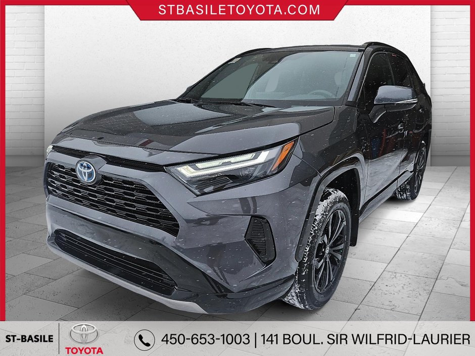 2023 Toyota RAV4 Hybrid SE AWD MAGS TOIT CAMERA APPLE CARPLAY in Saint-Basile-Le-Grand, Quebec