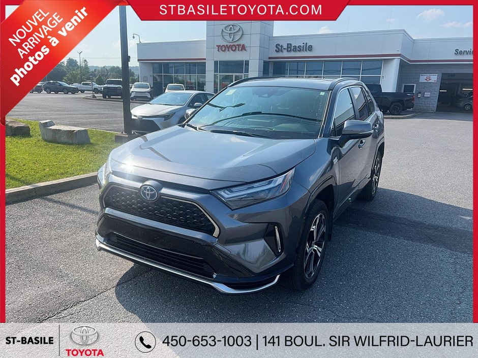 Toyota RAV4 Prime XSE AWD PLUG IN CUIR TOIT MAGS APPLE ANDROID 2023 à Saint-Basile-Le-Grand, Québec