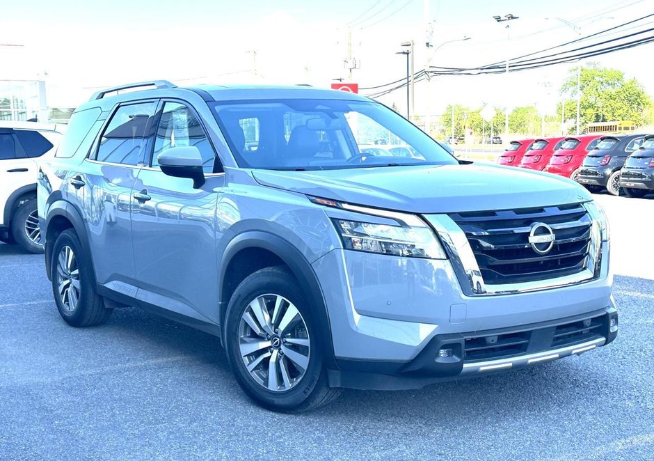 Nissan Pathfinder SL 4WD 2022 à Saint-Basile-le-Grand, Québec