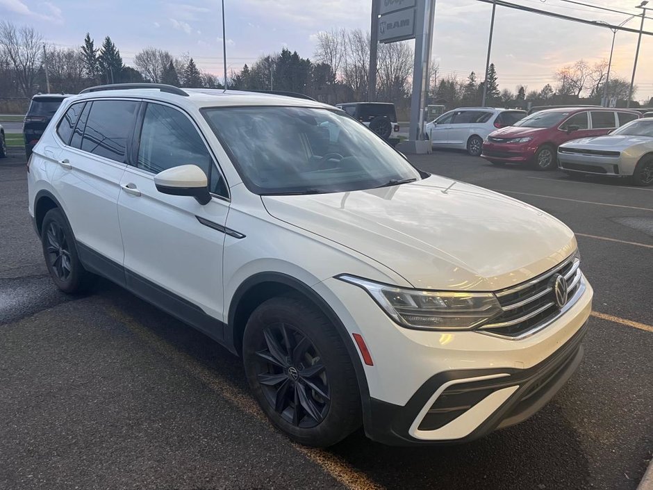 Volkswagen Tiguan Comfortline 4MOTION 2022 à Saint-Basile-le-Grand, Québec