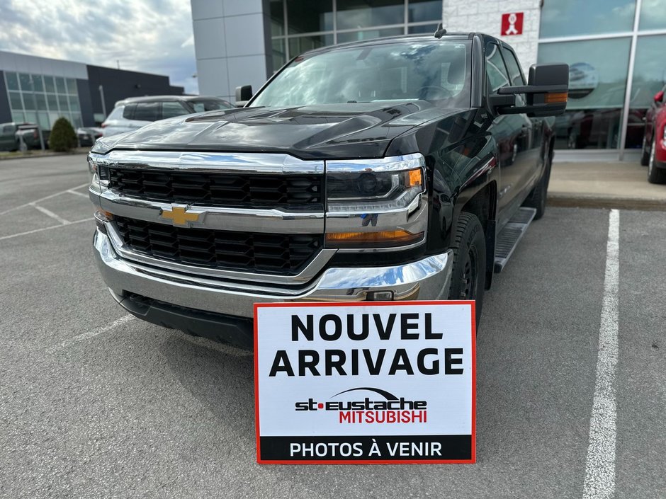 Chevrolet Silverado 1500 LT**AWC/4X4**143.5PO**CABINE DOUBLE w/1LT**V8 5.3L 2016 à Saint-Eustache, Québec - w940px