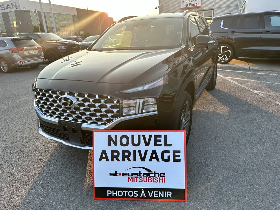 Hyundai Santa Fe Preferred 2022 à Saint-Eustache, Québec - w940px