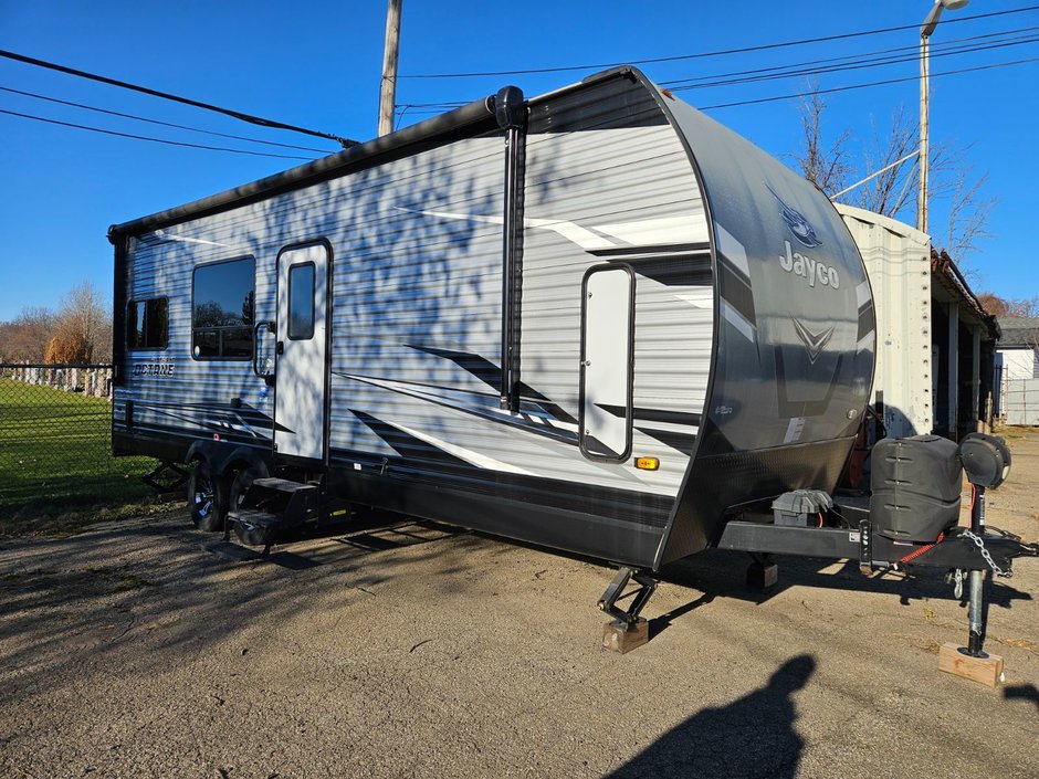 Jayco Jay Flight Octane 255**ROULOTTE CARGO**LIT QUEEN**AWNING 20PO** 2021 à Saint-Eustache, Québec - w940px
