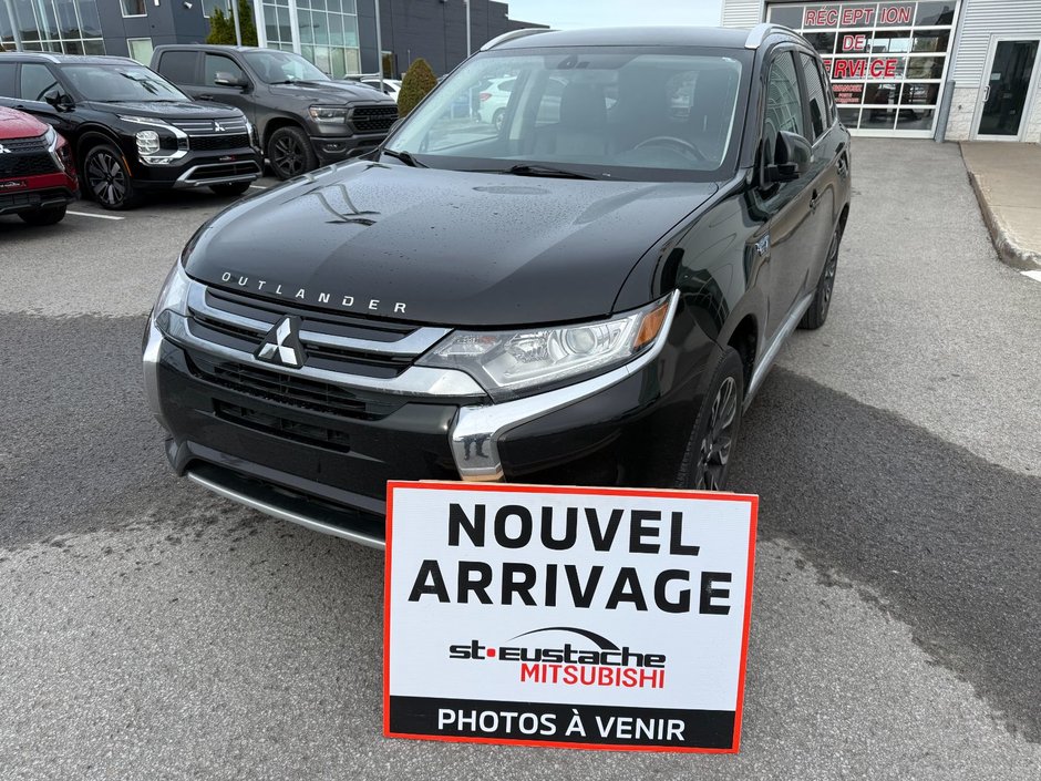 2018 Mitsubishi Outlander PHEV SE**S-AWC**CARPLAY**CRUISE**SIEGES CHAUFFANTS** in Saint-Eustache, Quebec - w940px