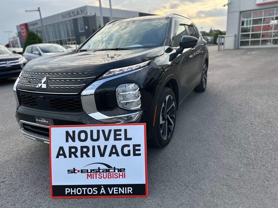 Mitsubishi Outlander SEL**S-AWC**TAUX À PARTIR 0.9%**TOIT OUVRANT**CUIR 2024 à Saint-Eustache, Québec - w940px