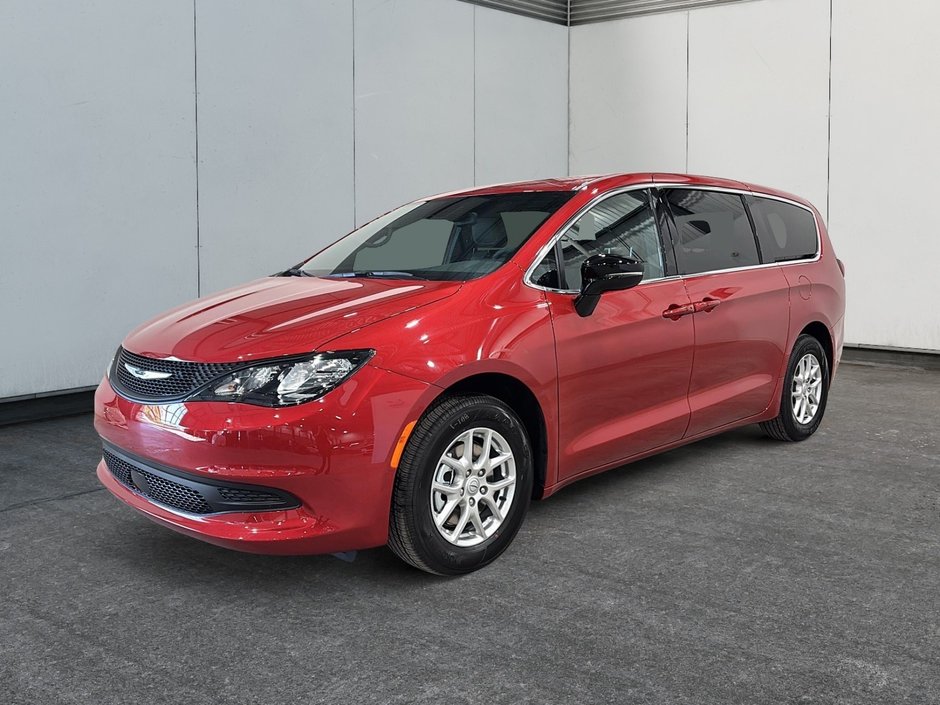 2025 Chrysler Grand Caravan SXT in Saint-Hyacinthe, Quebec