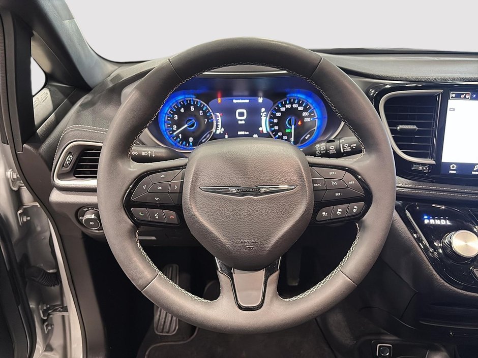 Chrysler Pacifica Touring-L Apparence S 2024-10