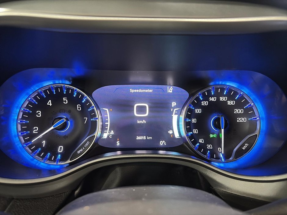 Chrysler Pacifica Touring-L Apparence S 2024-11