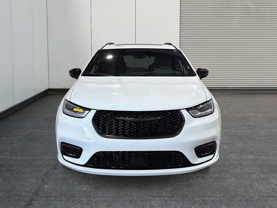 2024 Chrysler Pacifica Touring-L Apparence S-1