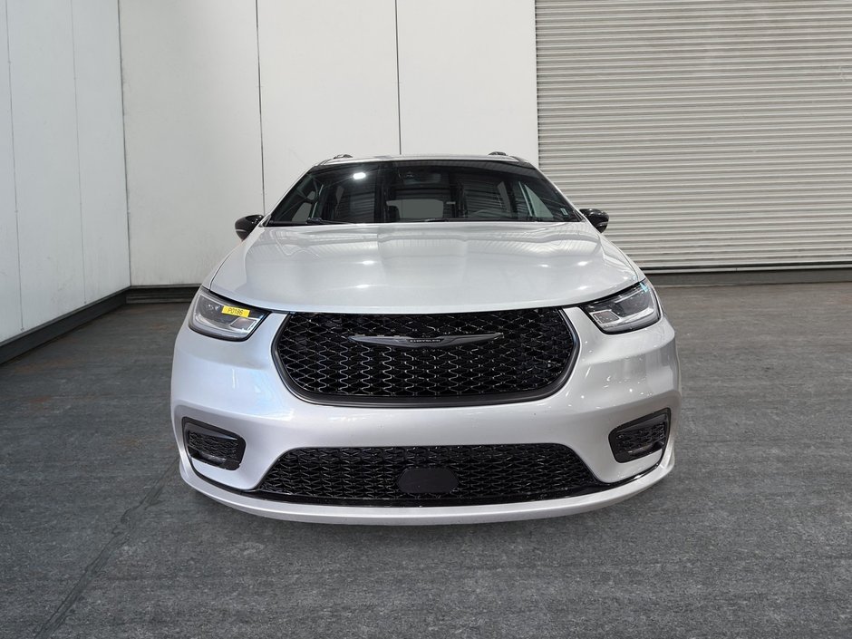 2024 Chrysler Pacifica Touring-L Apparence S-1