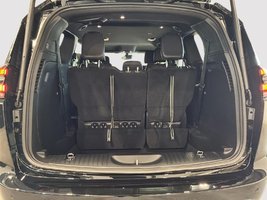 2027 Chrysler Pacifica SELECT-7