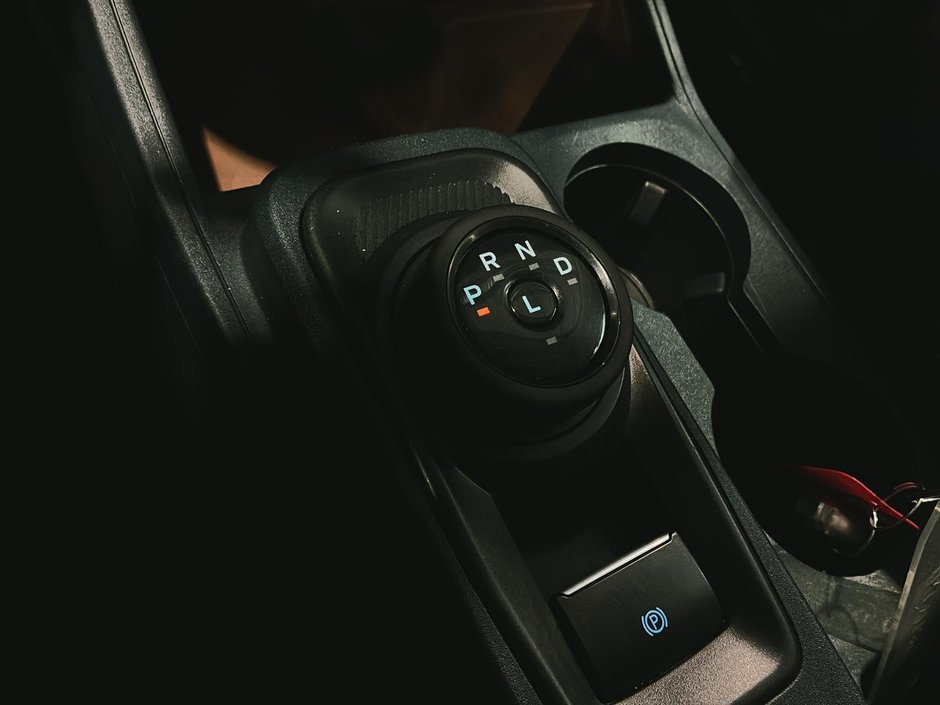 Ford Maverick LARIAT SUPERCREW AWD 2023-13