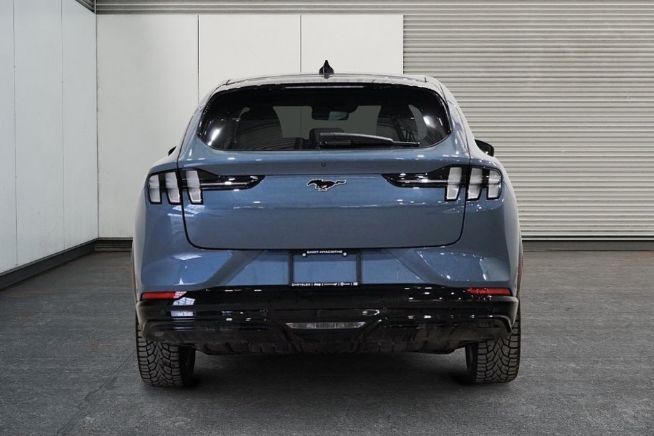 Ford Mustang Mach-E PREMIUM AWD //  TOIT VITRÉ 2023-4