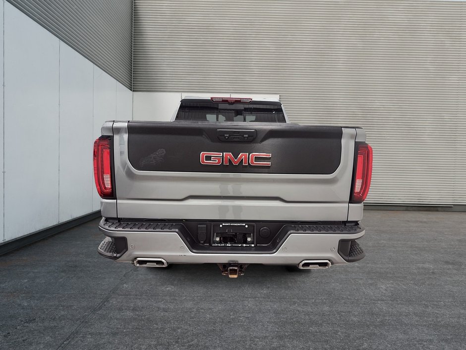2023 GMC Sierra 1500 AT4-2