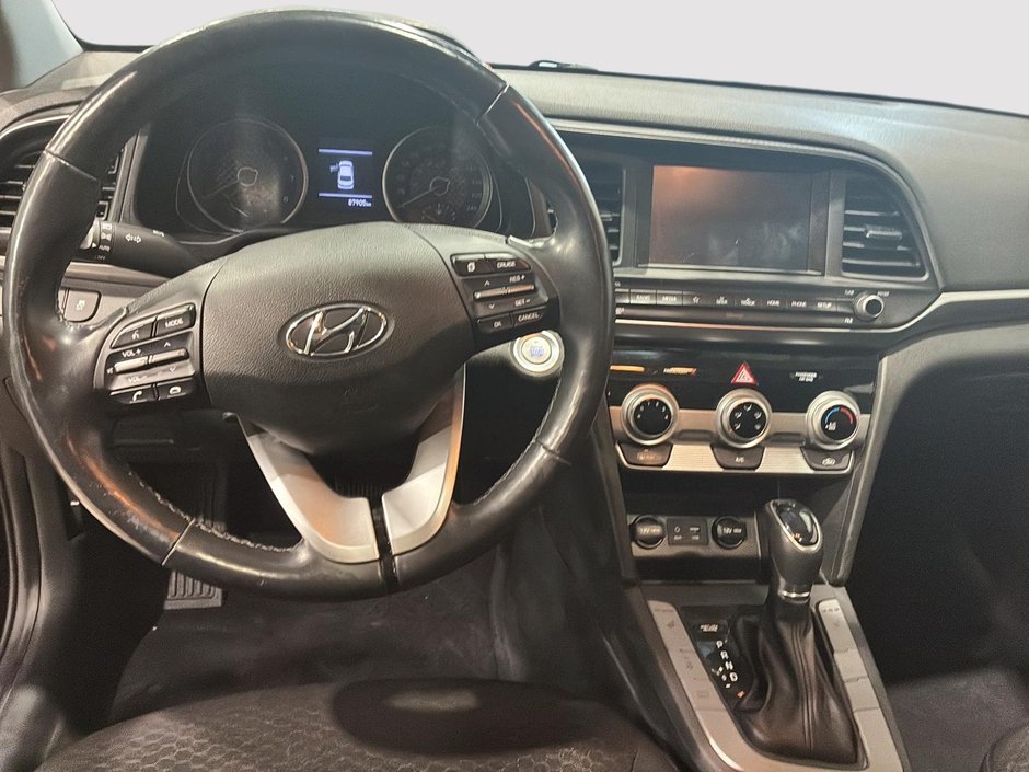 2020 Hyundai Elantra Preferred w/Sun & Safety Package-8