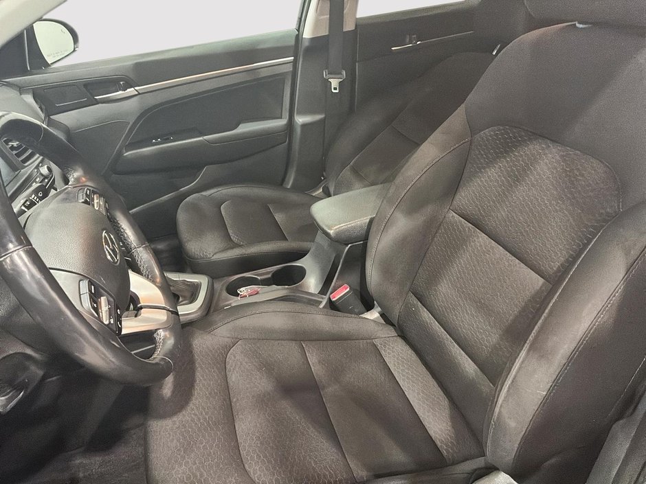 2020 Hyundai Elantra Preferred w/Sun & Safety Package-7