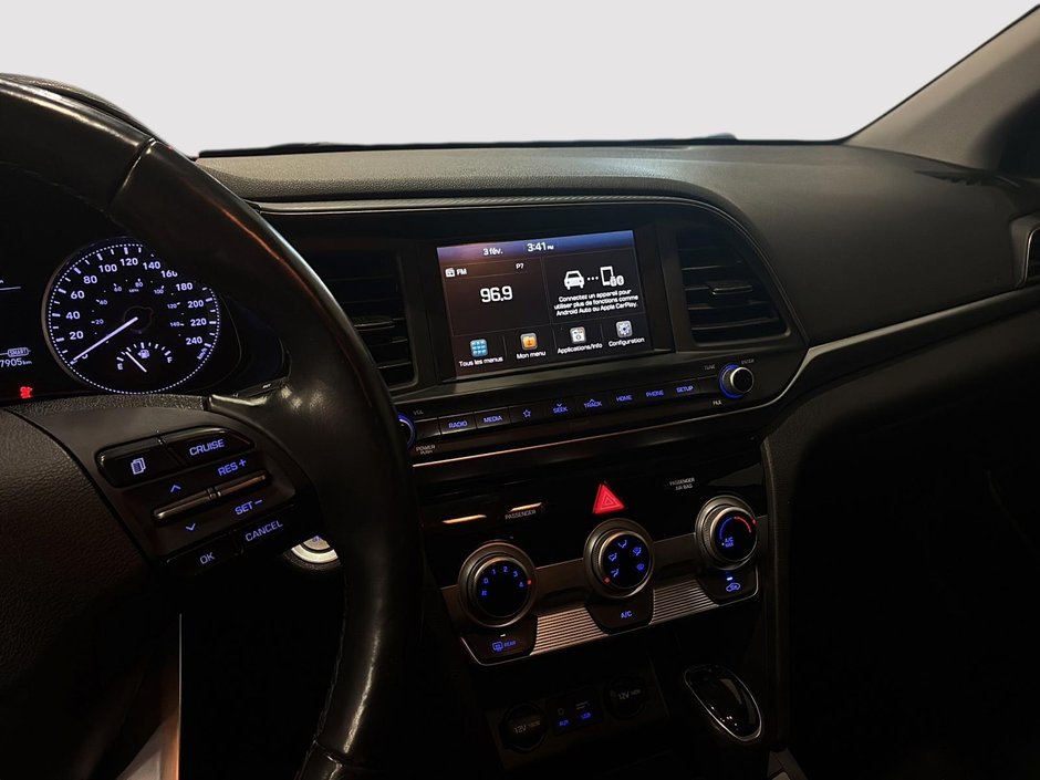 2020 Hyundai Elantra Preferred w/Sun & Safety Package-12