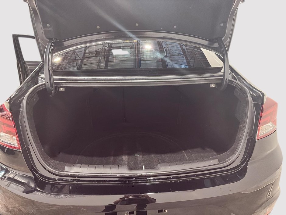 2020 Hyundai Elantra Preferred w/Sun & Safety Package-5