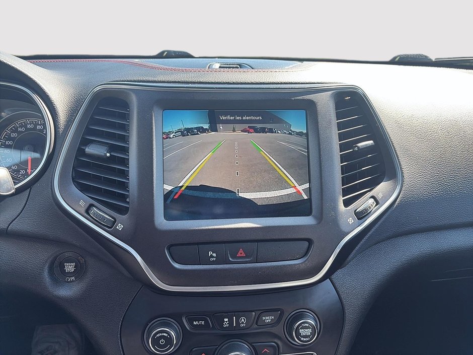 2021 Jeep Cherokee Trailhawk Elite-25