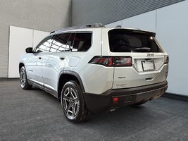 Jeep Cherokee LAREDO 2026-3