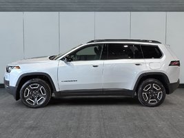 Jeep Cherokee LAREDO 2026-4