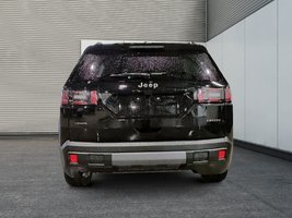 2026 Jeep Cherokee LAREDO-4